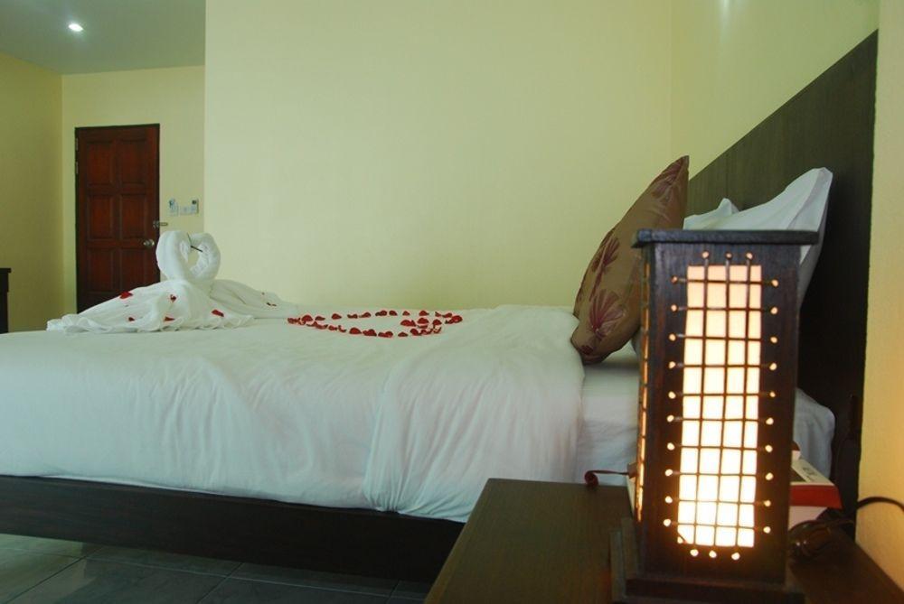 Patong Palm Guesthouse Eksteriør billede