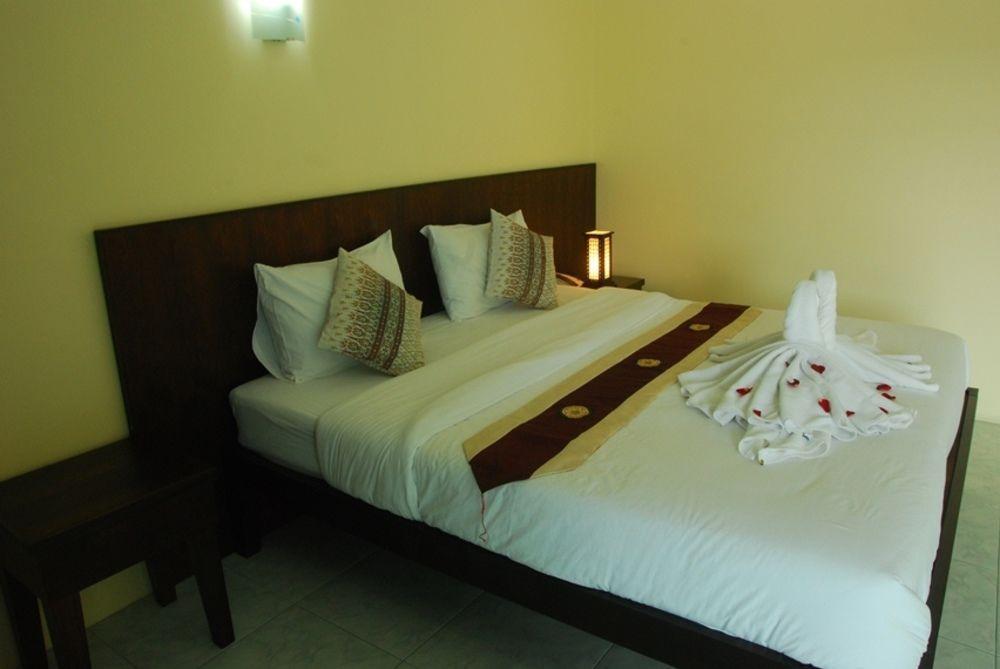 Patong Palm Guesthouse Eksteriør billede