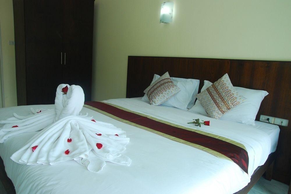 Patong Palm Guesthouse Eksteriør billede